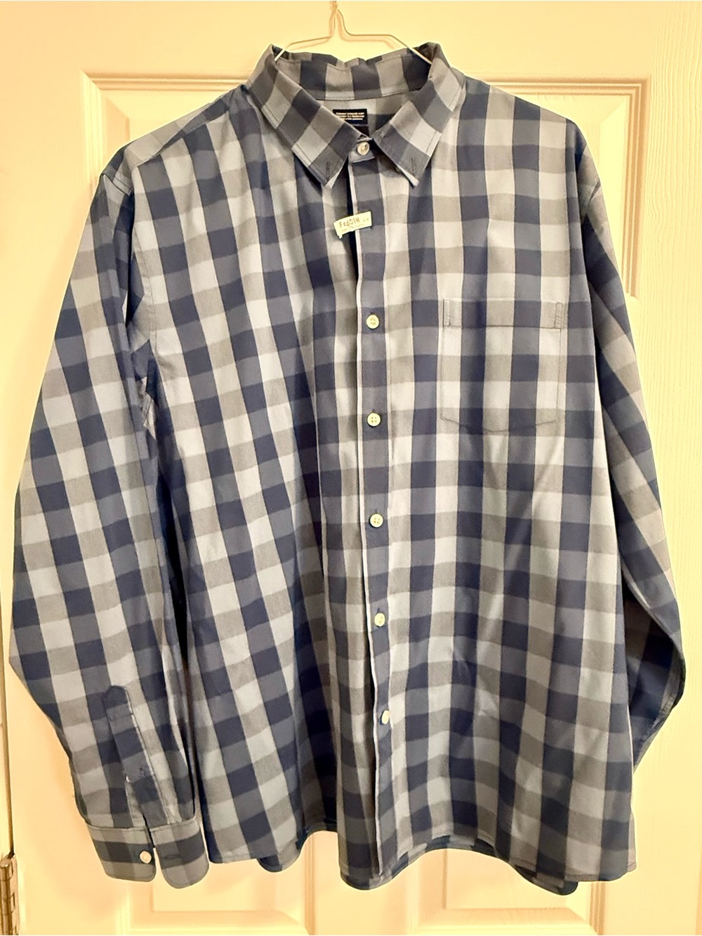 GAP Blue and Light Blue Plaid Button-Down Shirt XL
